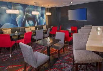 Courtyard By Marriott Dulles Town Center Hotel