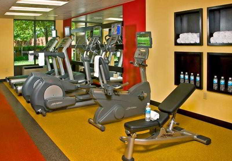Courtyard By Marriott Dulles Town Center Hotel 3*